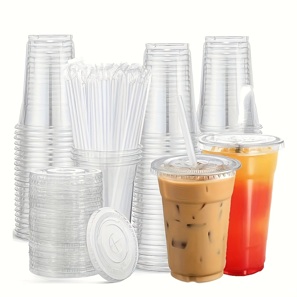 Reusable Straw - 투명한 플라스틱 컵으로, 평평한 뚜껑과 빨대가